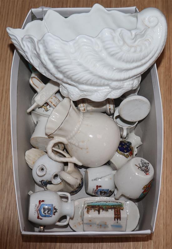 A quantity of crested ware